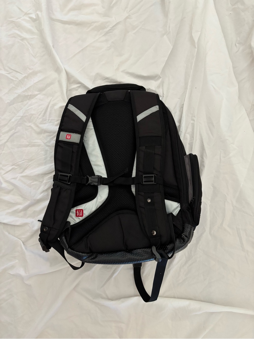 FÜL Tennman Padded Laptop Backpack - Picture 2 of 5